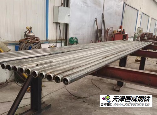 無縫鋼管|材質(zhì)：SA-210C規(guī)格：63.5*7.5 內(nèi)螺紋8個頭